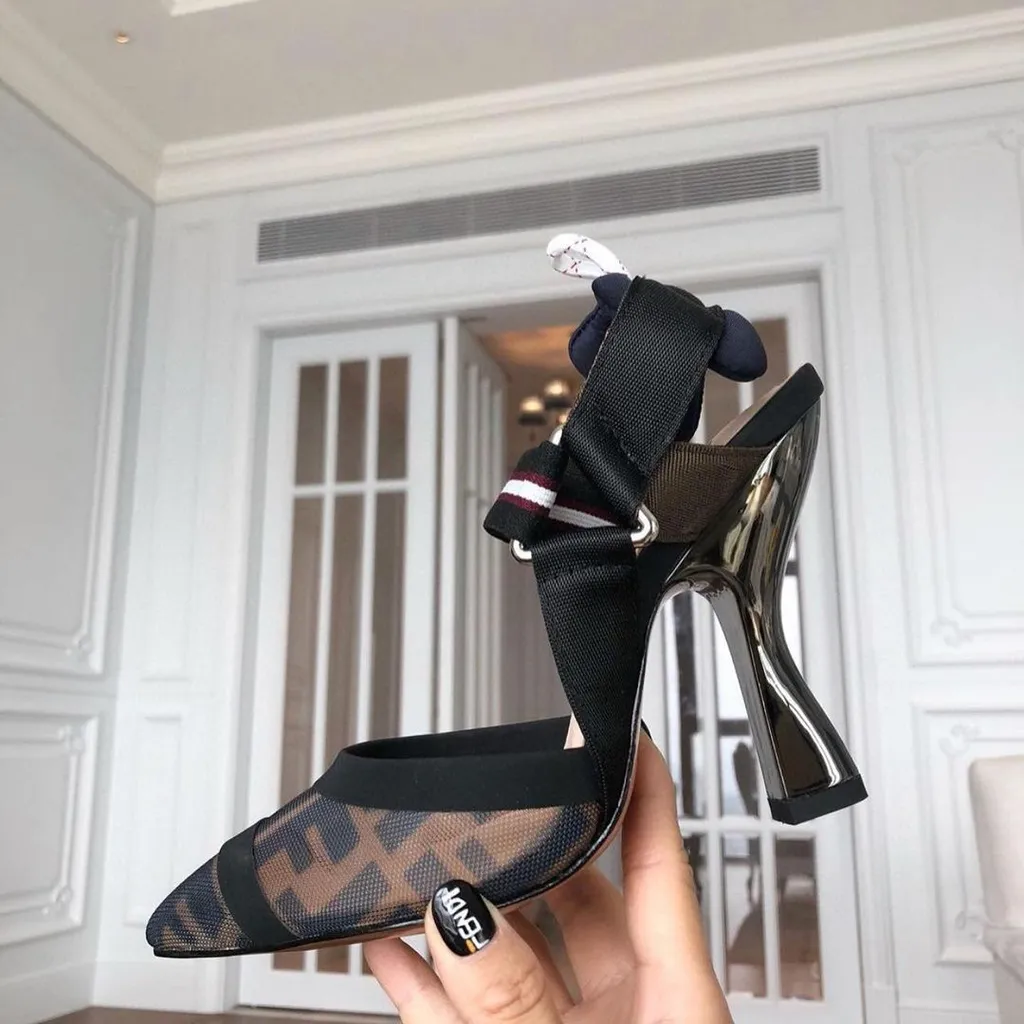 Fendi Colibrì Pointed Toe Pumps