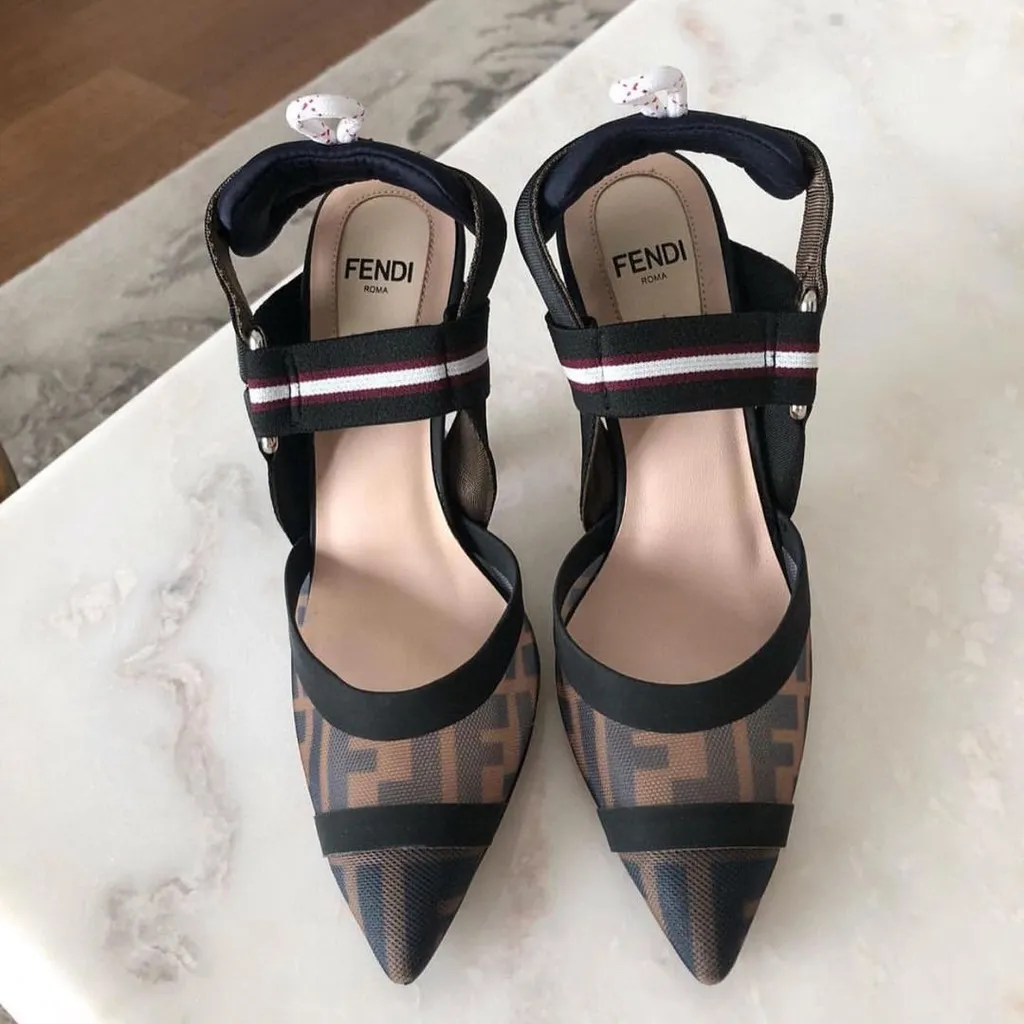 Fendi Colibrì Pointed Toe Pumps
