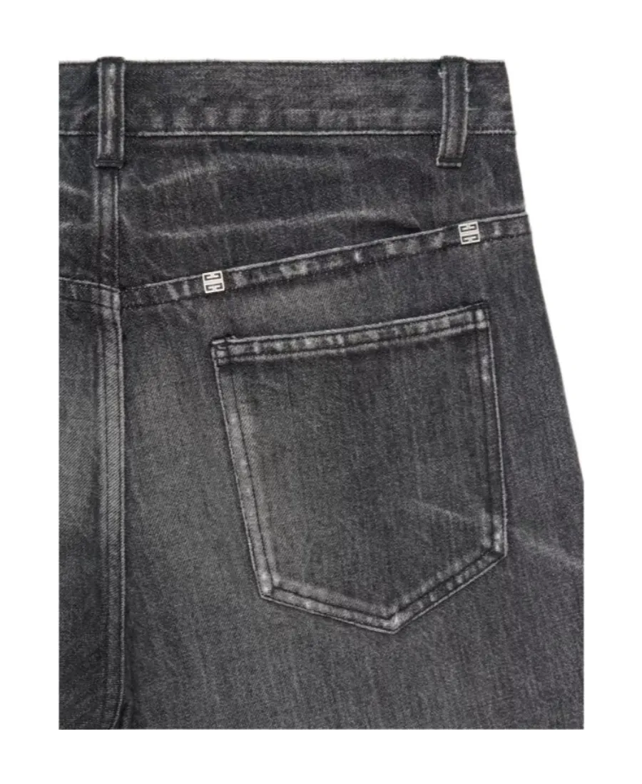 Straight Jeans In Destroyed Denim