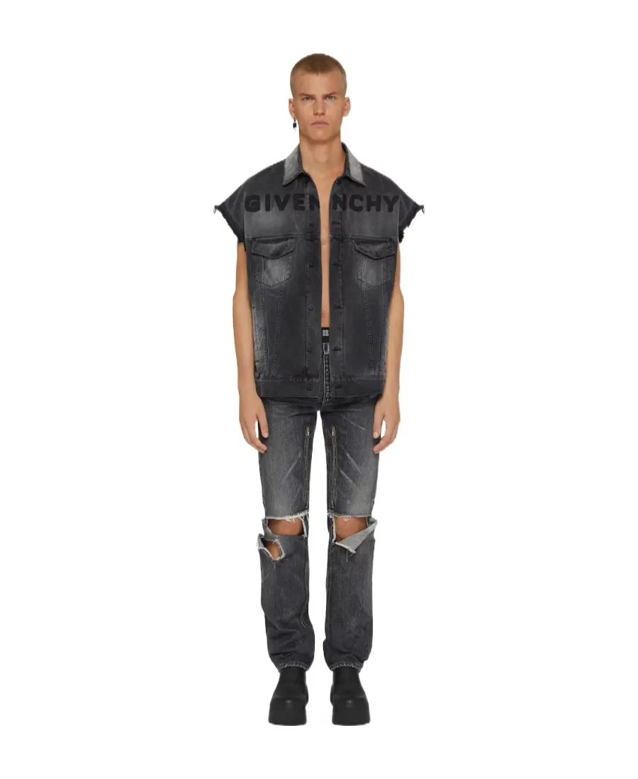 Straight Jeans In Destroyed Denim