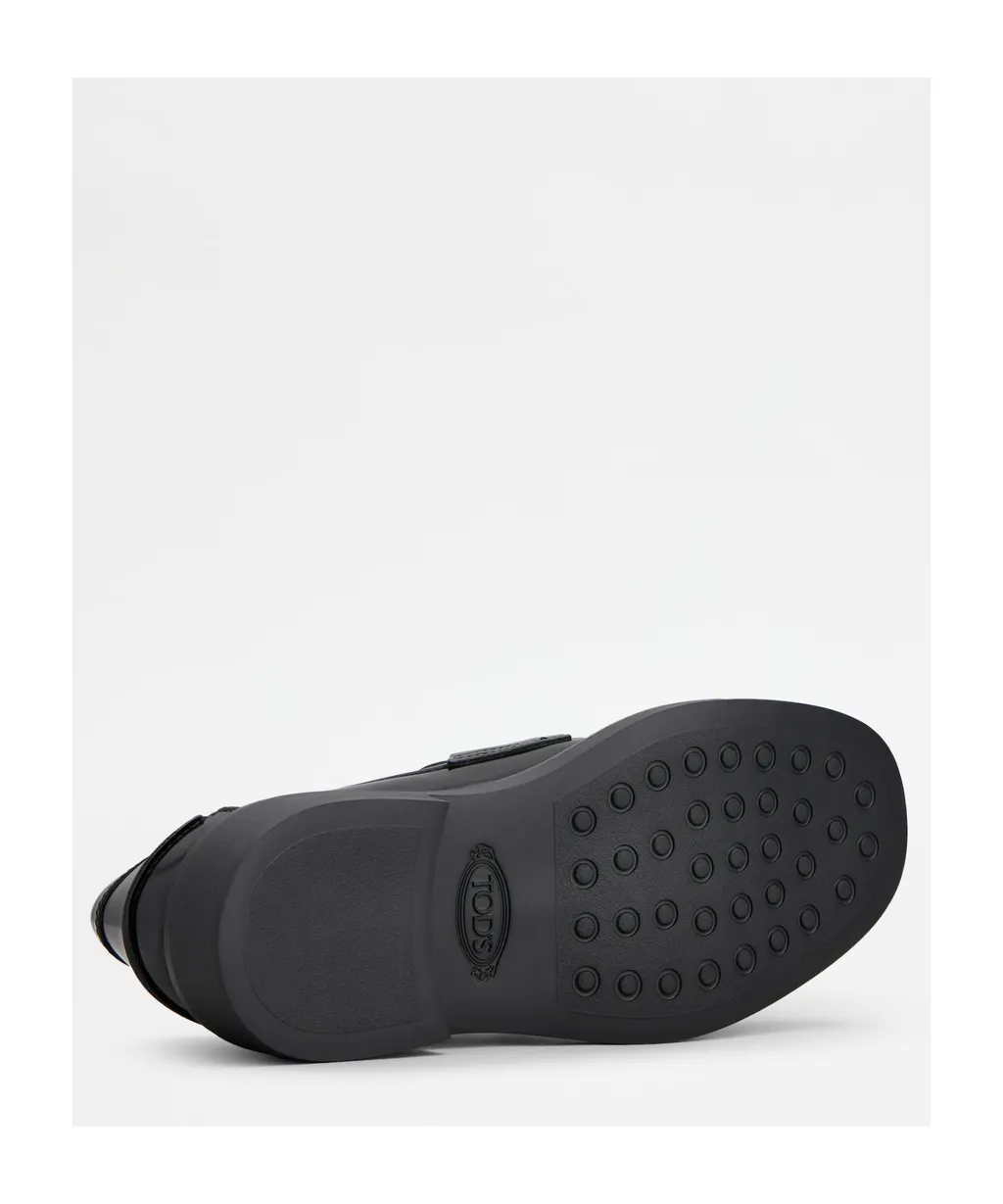 Tod's Logo-Plaque Slip-On Loafers