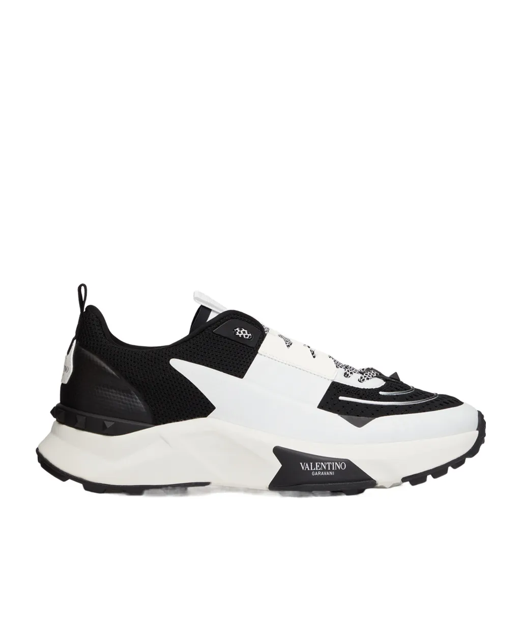 Round-Head Sneakers