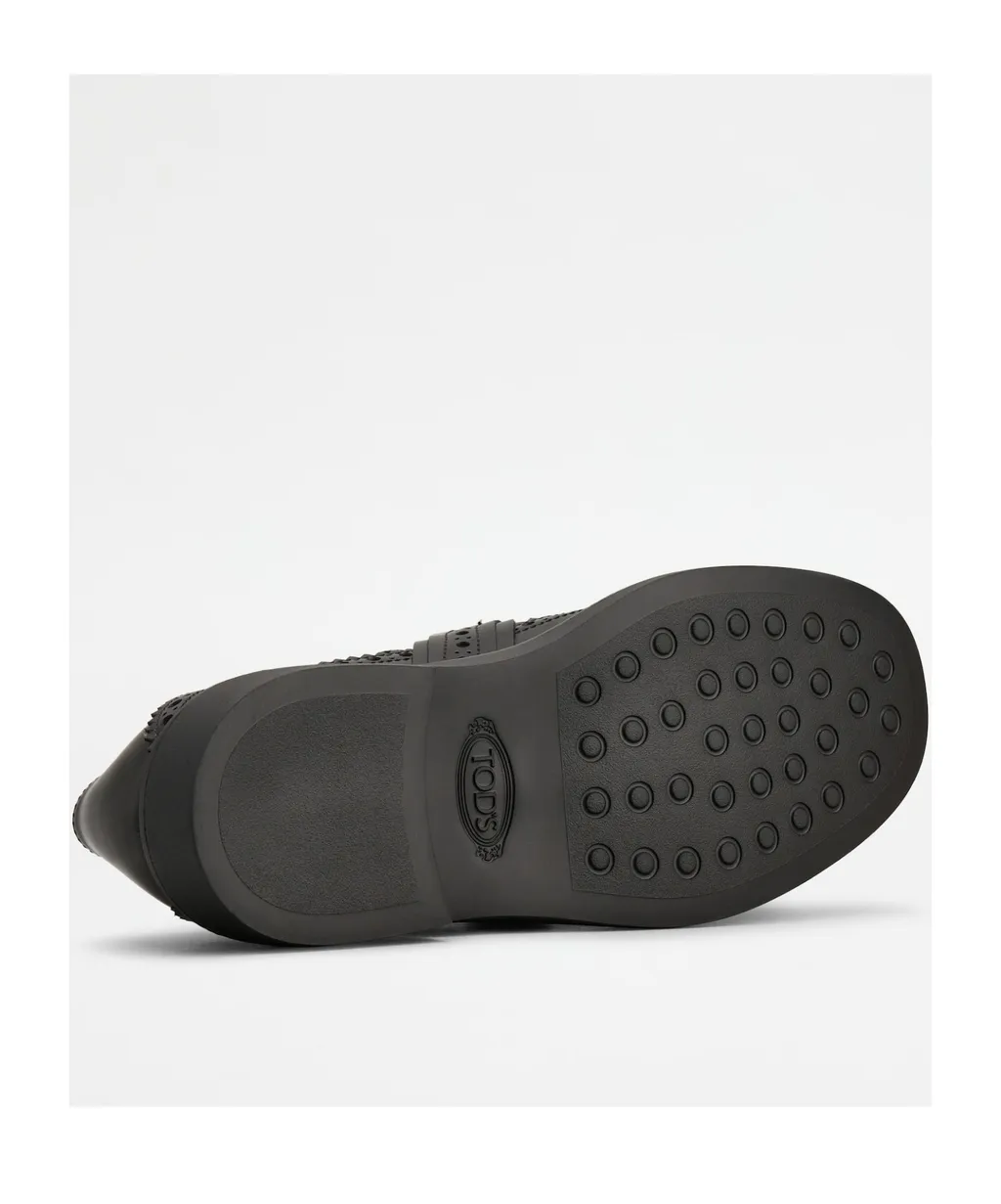 Tod's Fringe-Detail Perforated Loafers