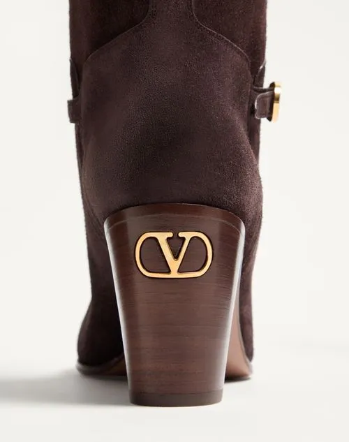 Valentino Vlogo Signature Pointed Toe Boots