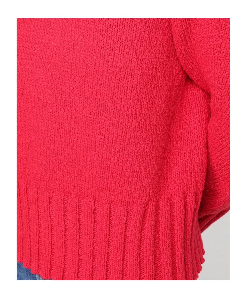 Long-Sleeved Knitwear