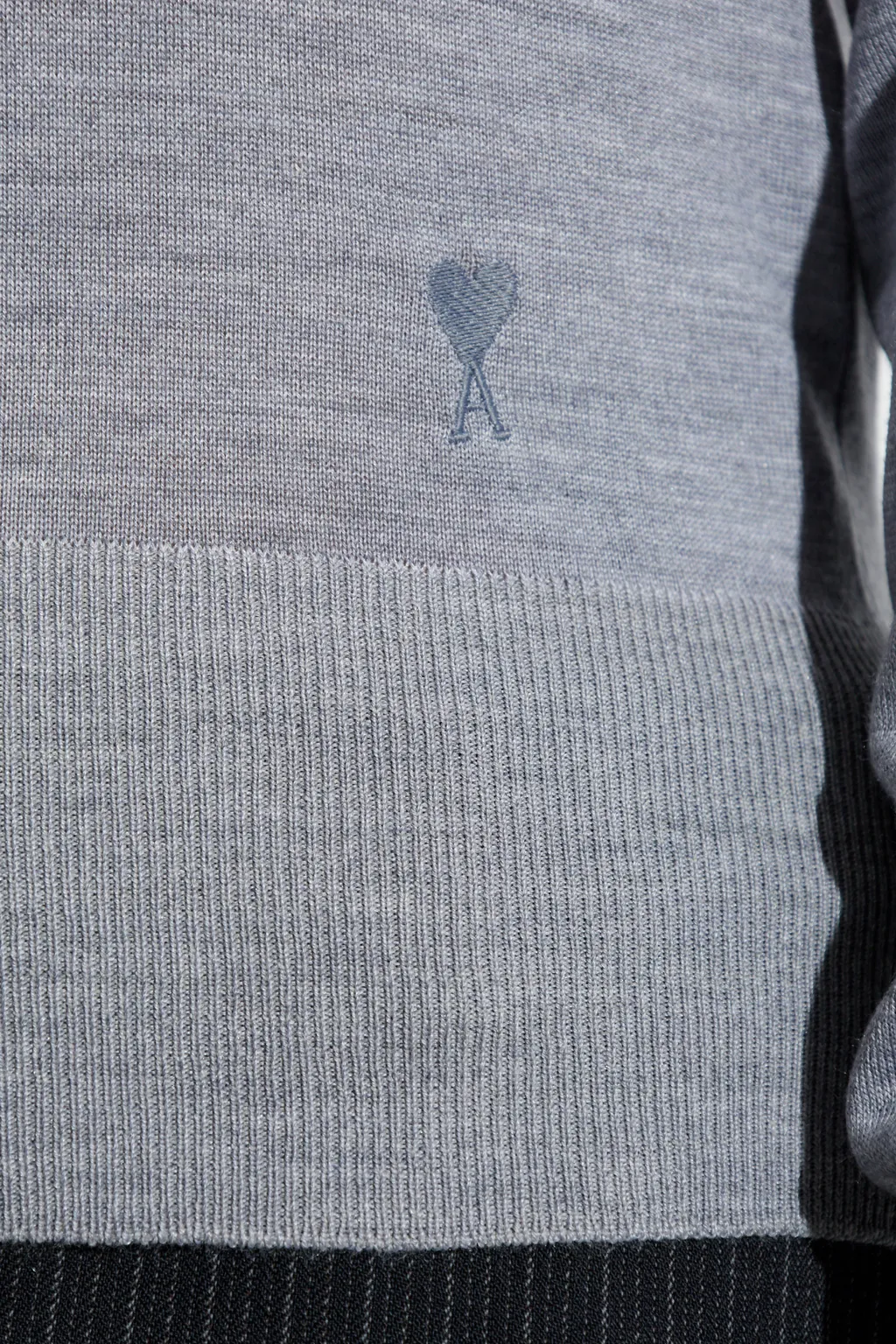Crew Neck Long-Sleeved Sweater
