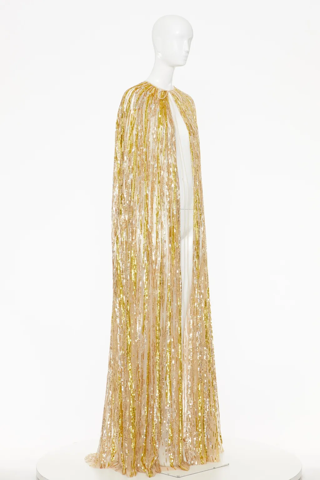 Tie Bag Cloak