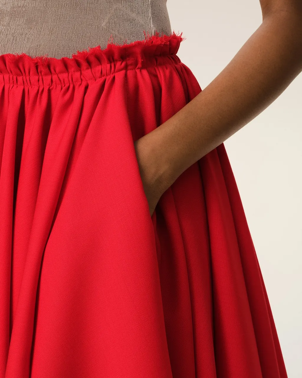 Ami Elastic Waist Midi Skirt