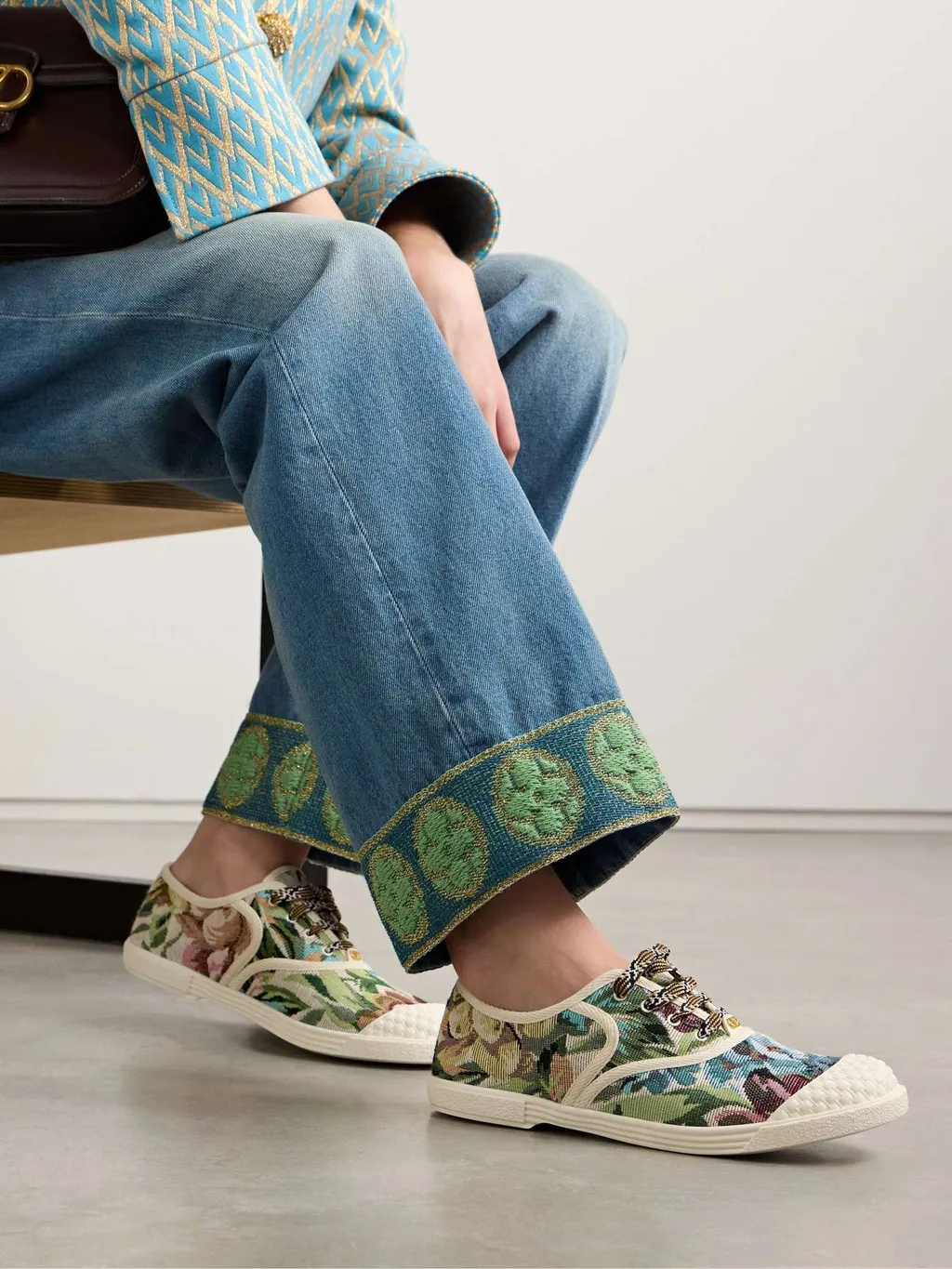 Lace-Up Low-Cut Casual Shoes