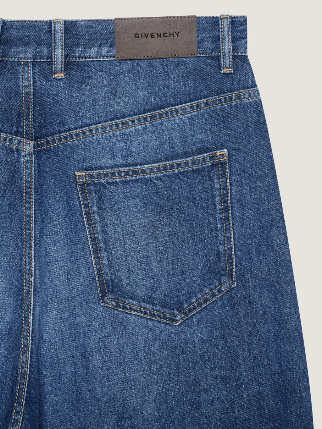 Givenchy Logo Patch Relaxed-Fit Jeans