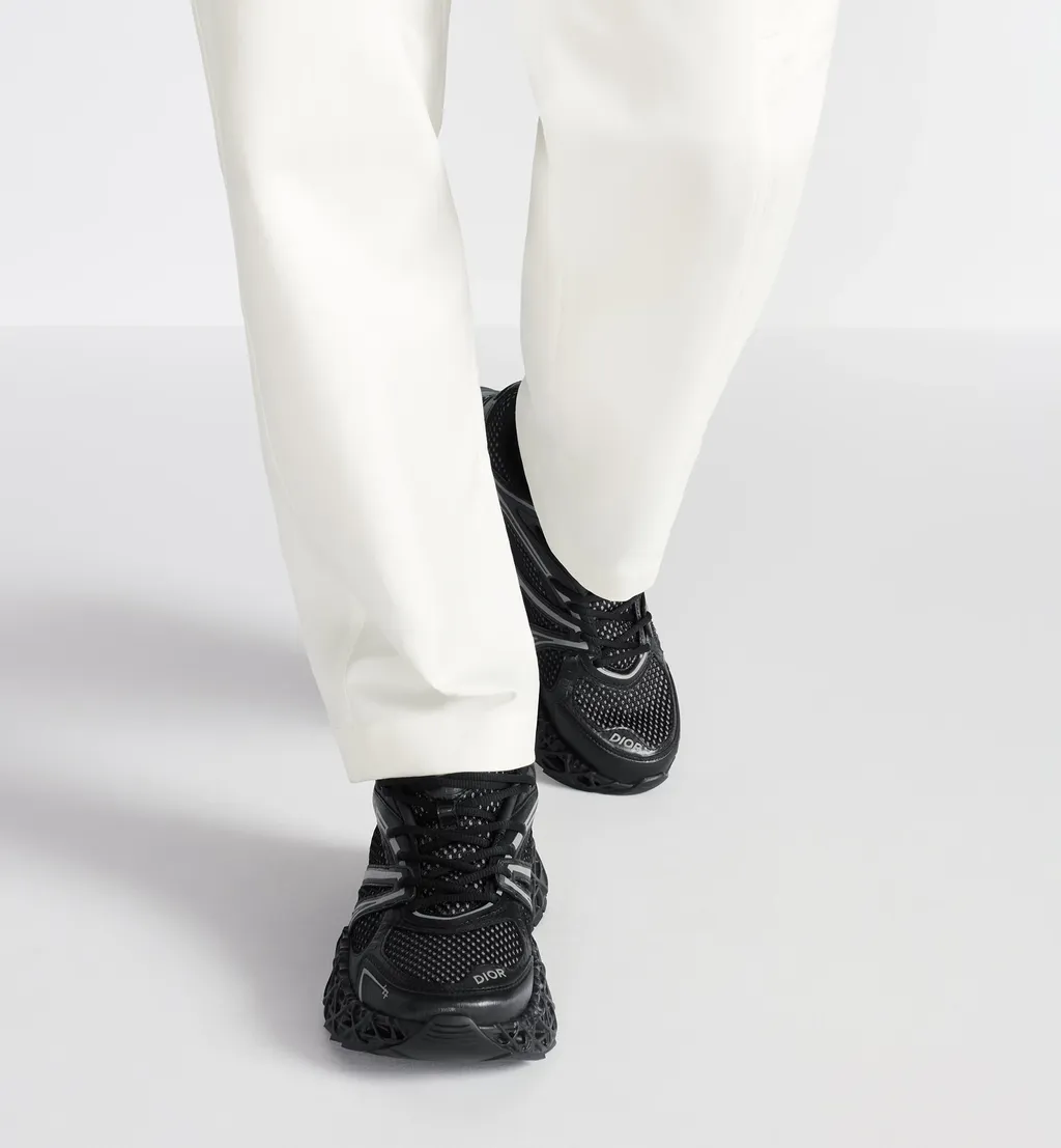 B35 Nxxt Sneaker