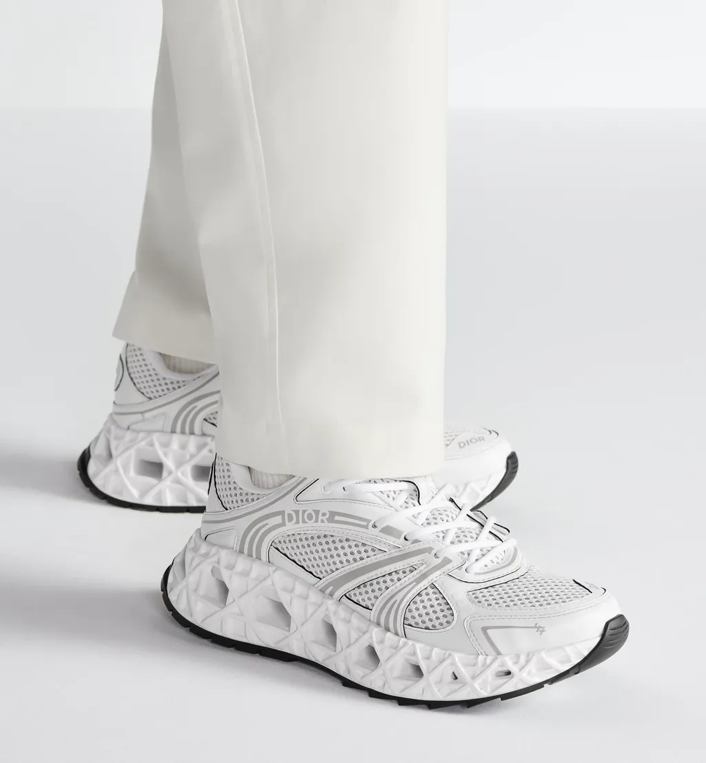 B35 Nxxt Sneaker