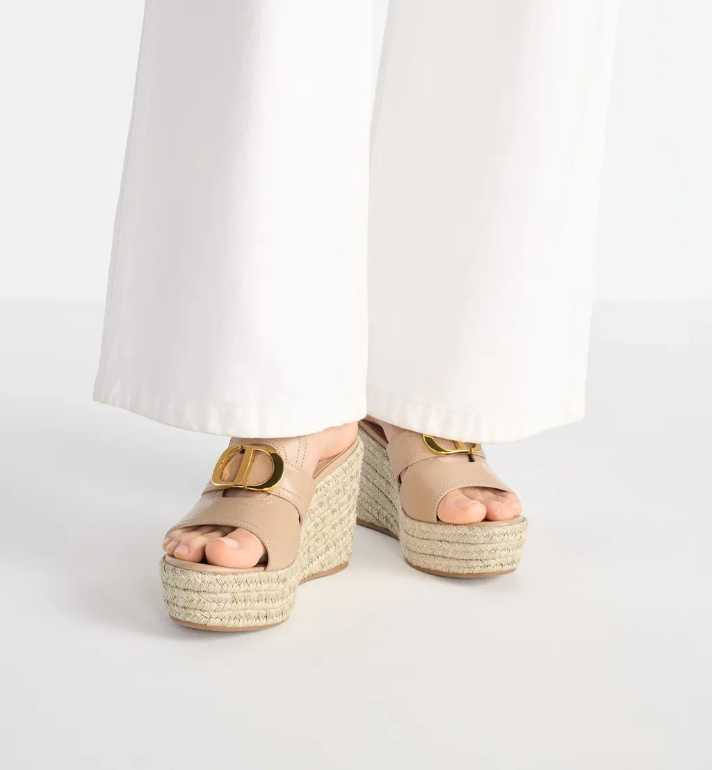 30 Montaigne Wedge Slide