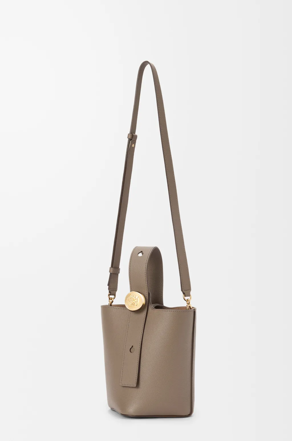 Mini Pebble Bucket In Soft Grained Calfskin