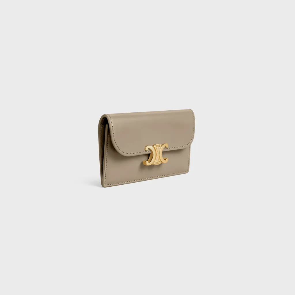 Long Card Holder With Flap Triomphe In Shiny Calfskin