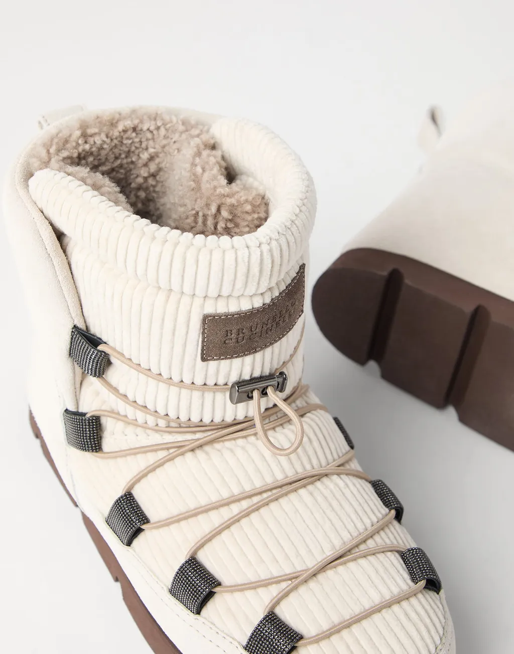 Monili-Detail Snow Boots