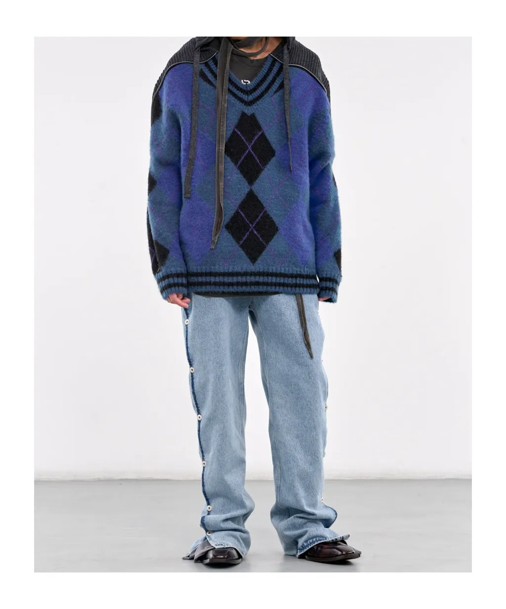 Long-Sleeved Hooded Sweater