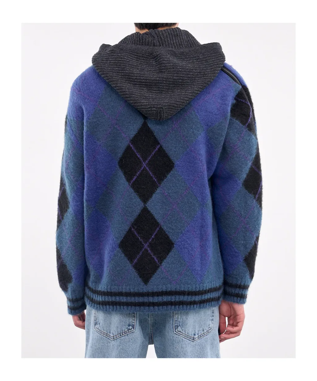 Long-Sleeved Hooded Sweater