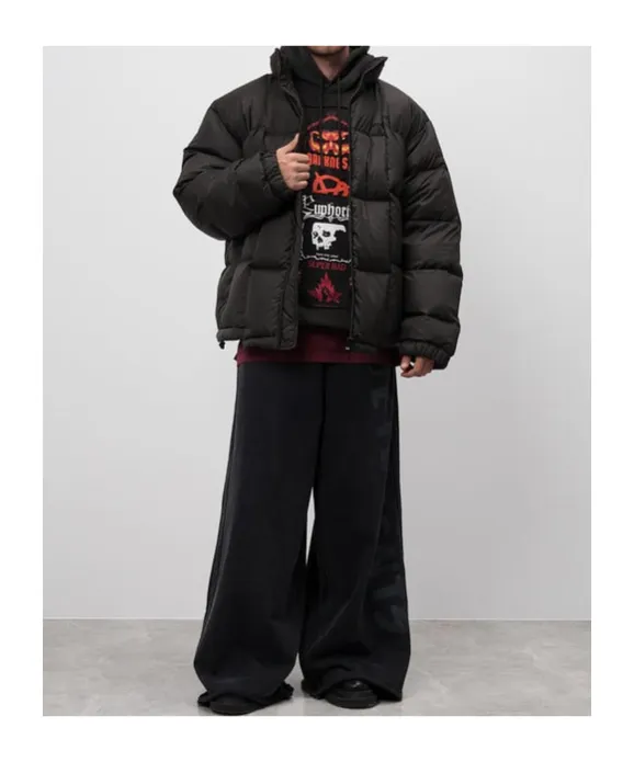 Vetements Logo Embroidered Zip-Up Padded Jacket