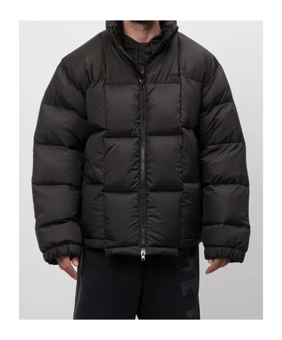 Vetements Logo Embroidered Zip-Up Padded Jacket