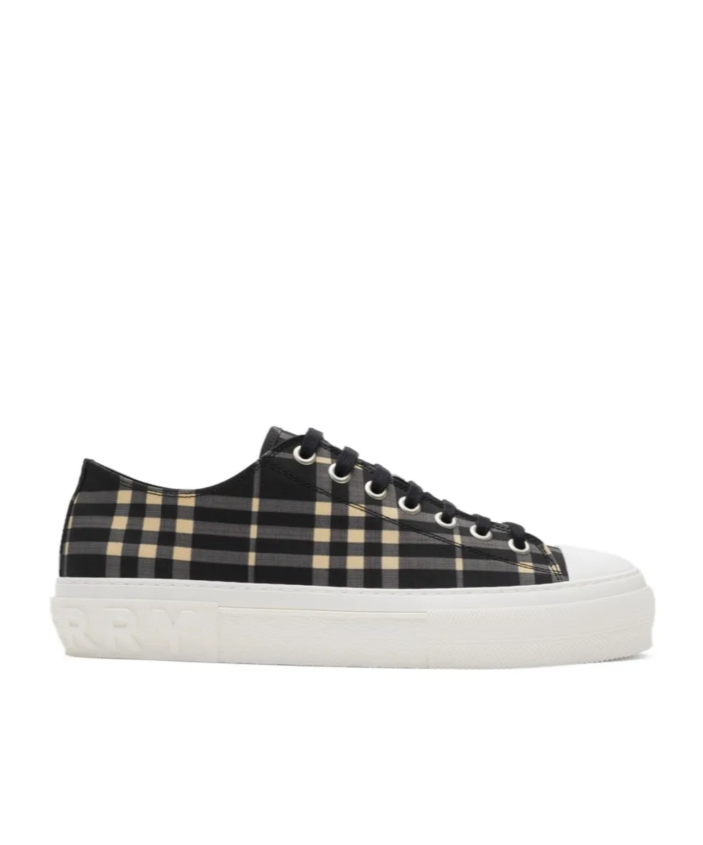 Check Sneakers