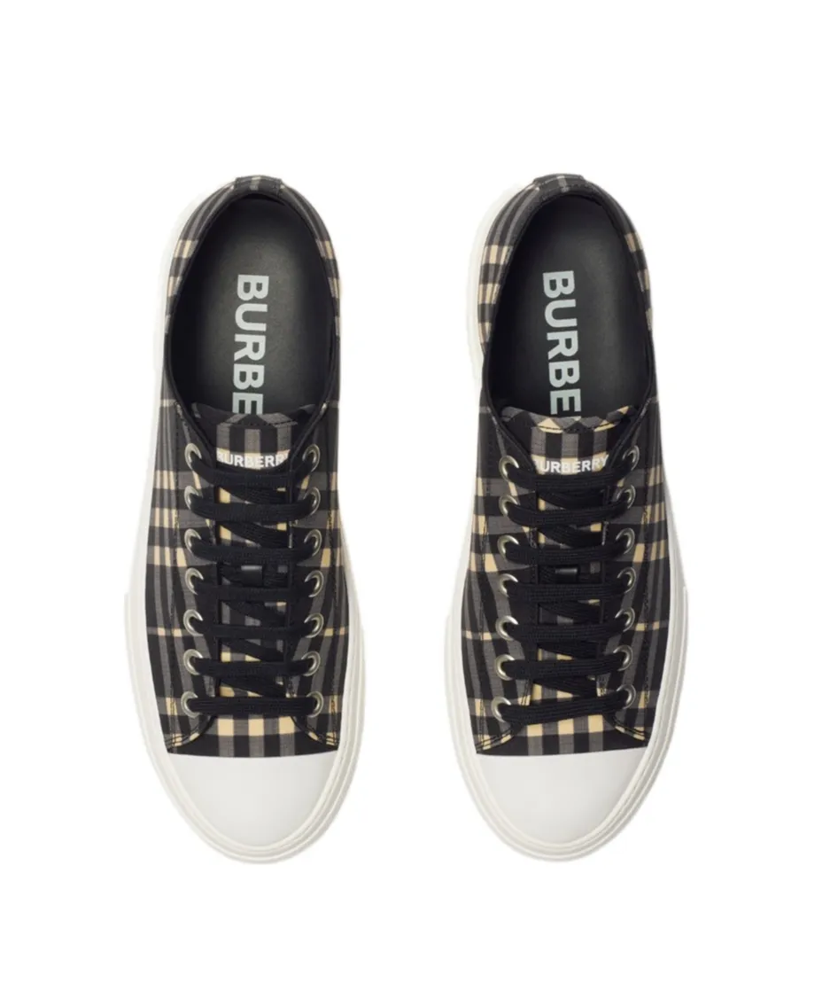 Check Sneakers