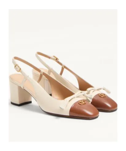 Valentino Valet Du Roi Bow Detailed Pumps