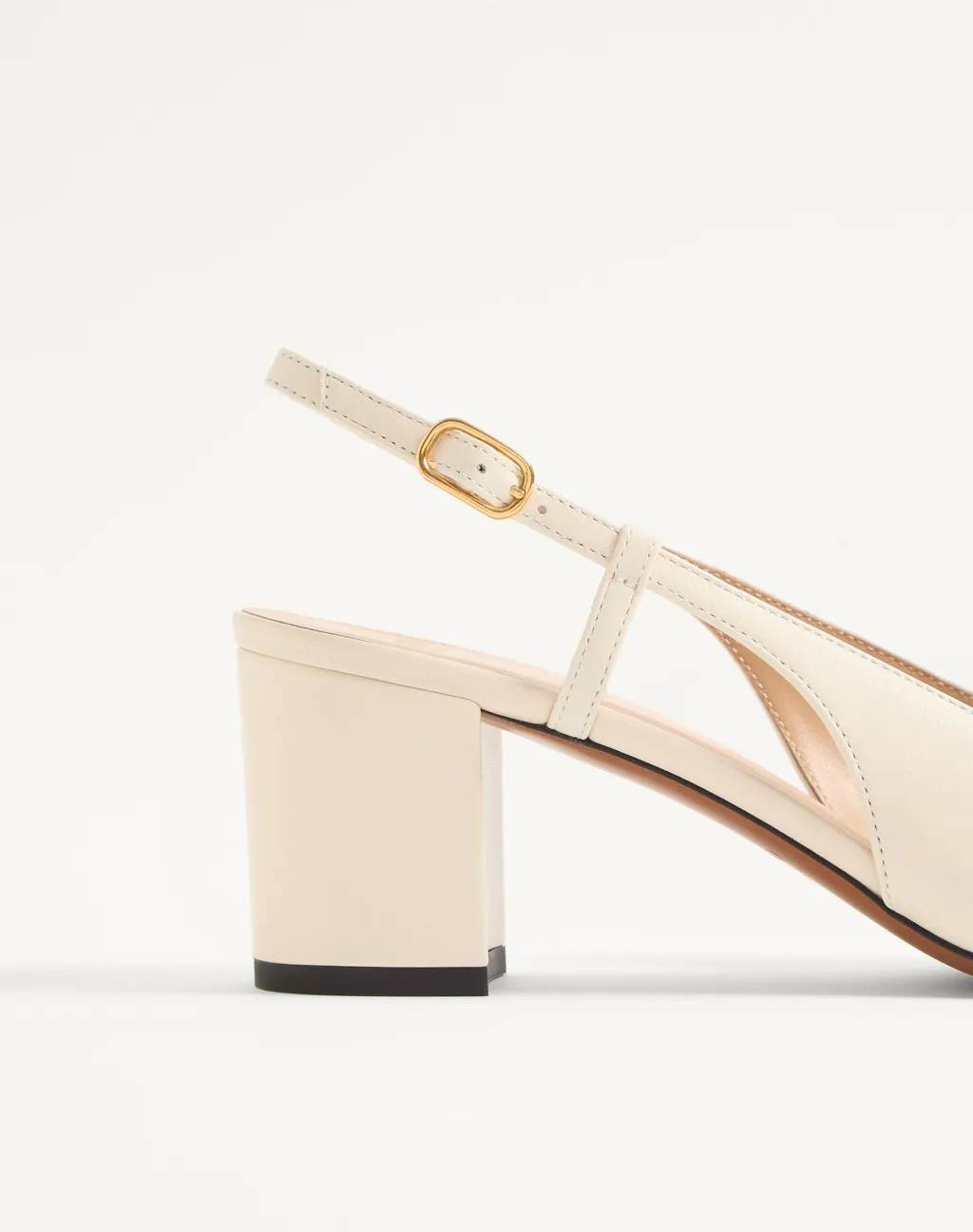 Valentino Valet Du Roi Bow Detailed Pumps