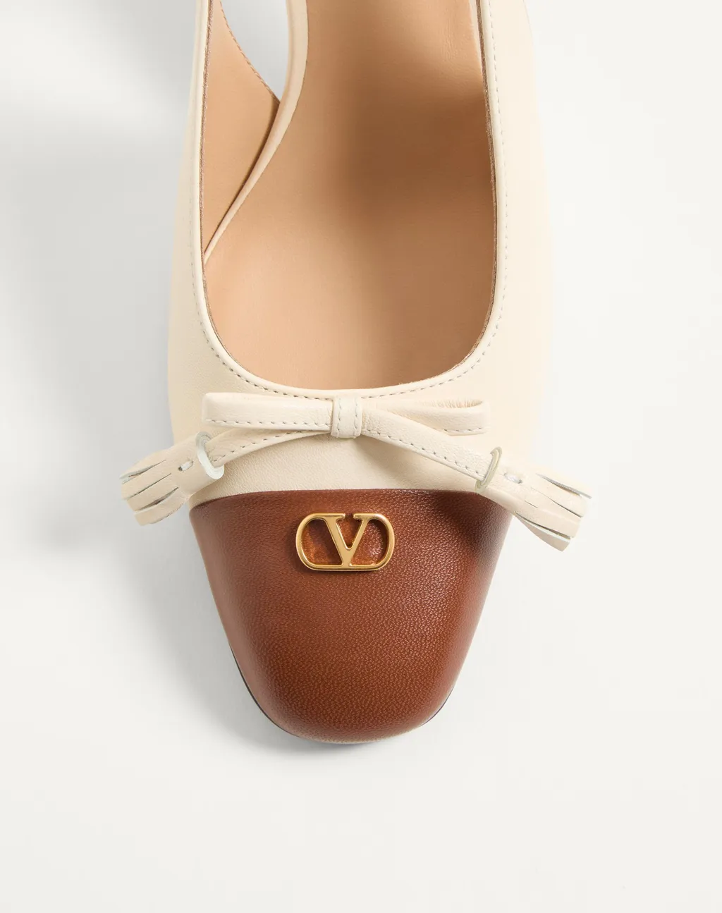 Valentino Valet Du Roi Bow Detailed Pumps
