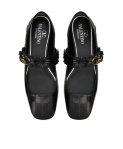 Valentino Garavani Floral-Appliqué Buckle-Fastened Ballerinas