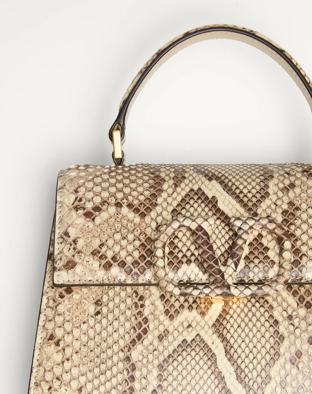 Small Single-Handle Shoulder Bag