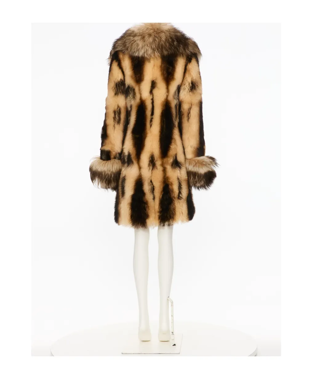 Long-Sleeved Fur