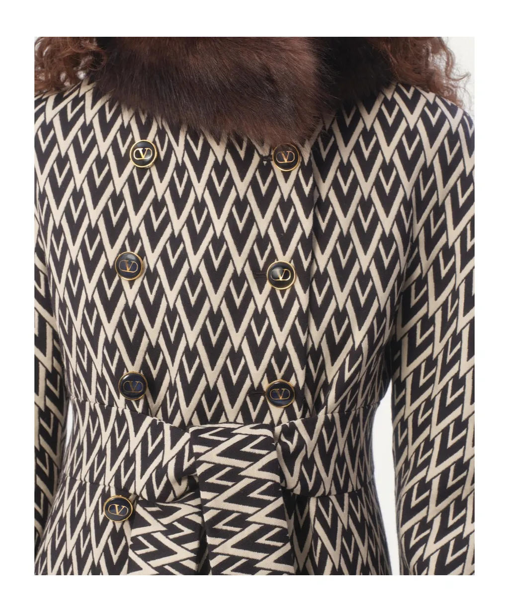 Full V Jacquard Coat