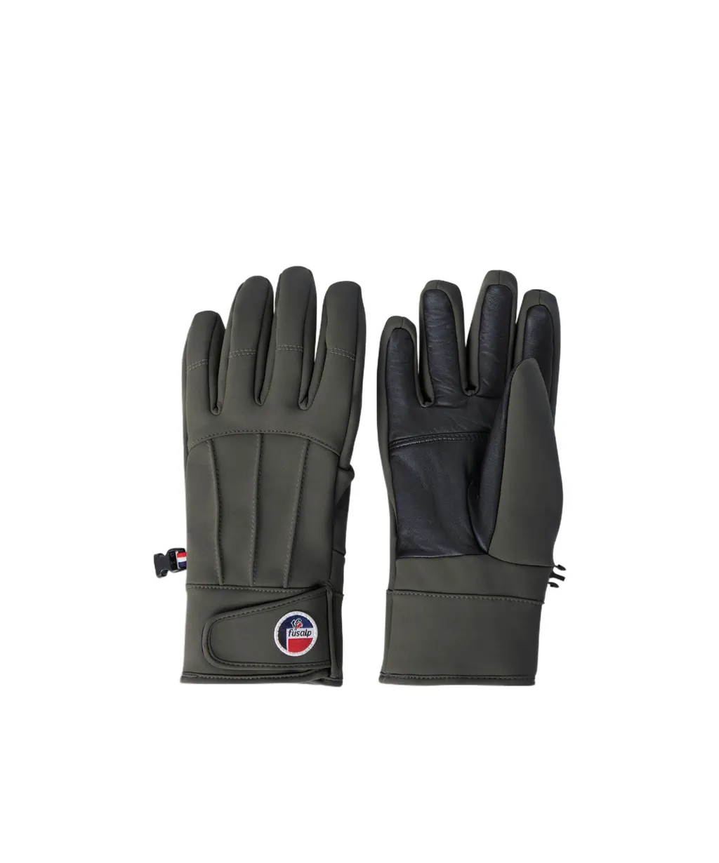 Five-Finger Gloves