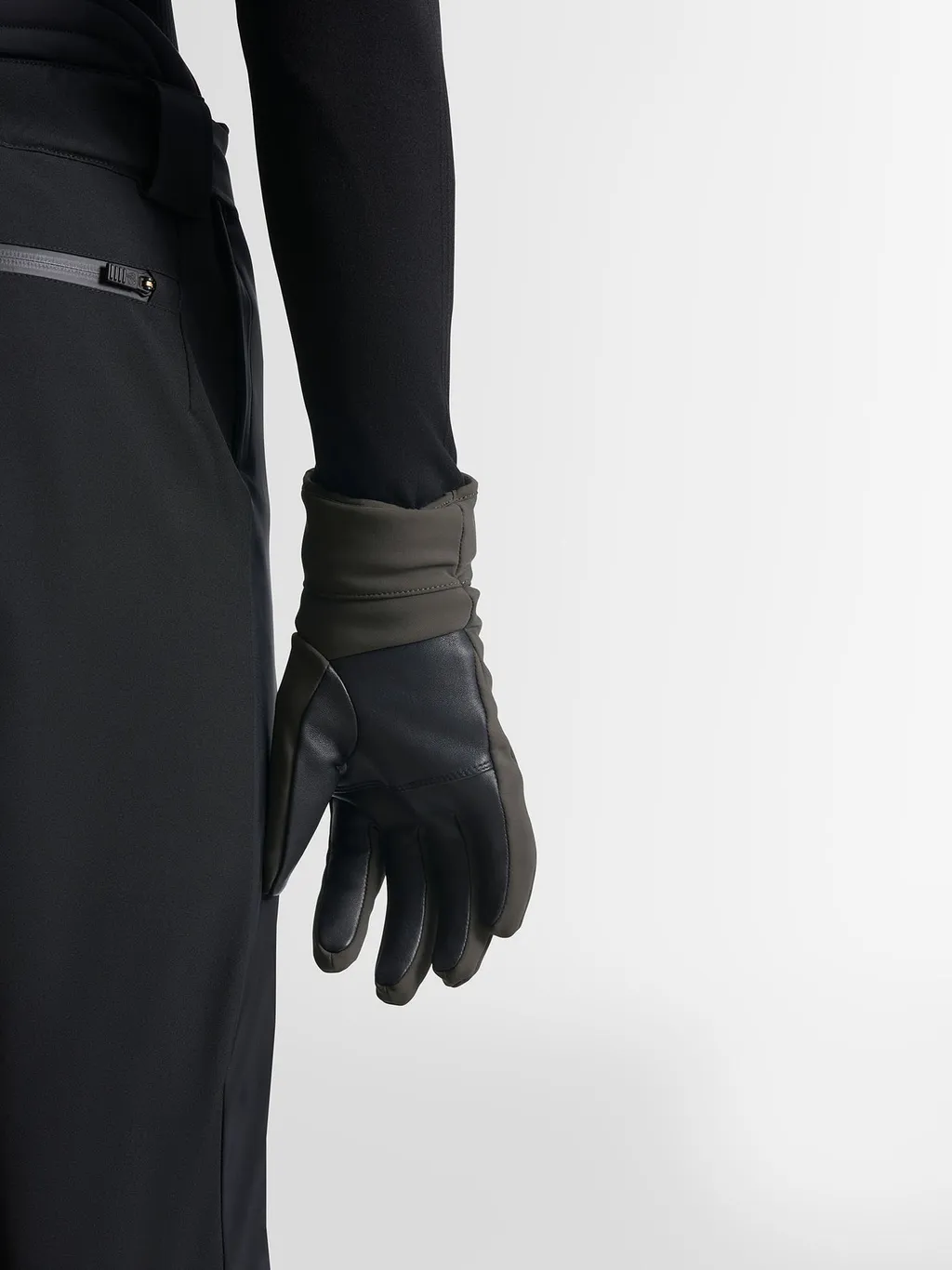 Five-Finger Gloves