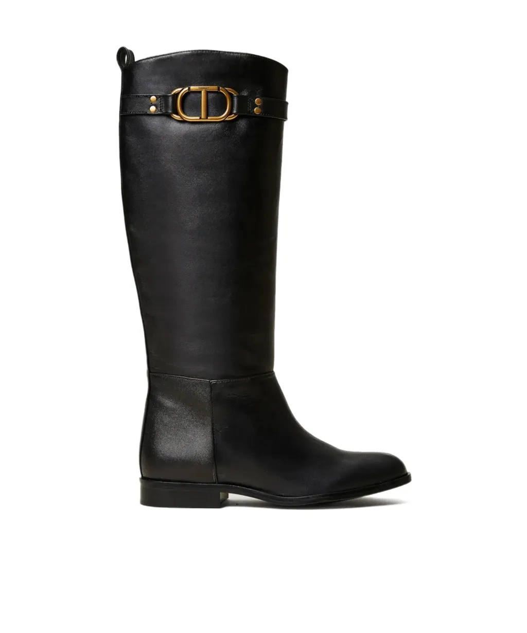 Oval T Leather Boots