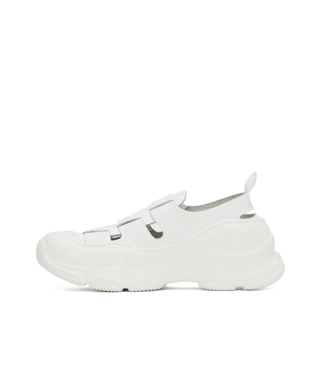 Catch Stomper Sneakers