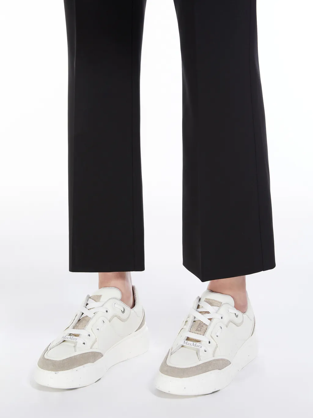 Lace-Up Low-Cut Casual Shoes
