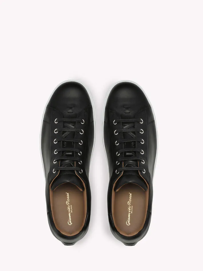 Round Toe Low-Top Casual Shoes