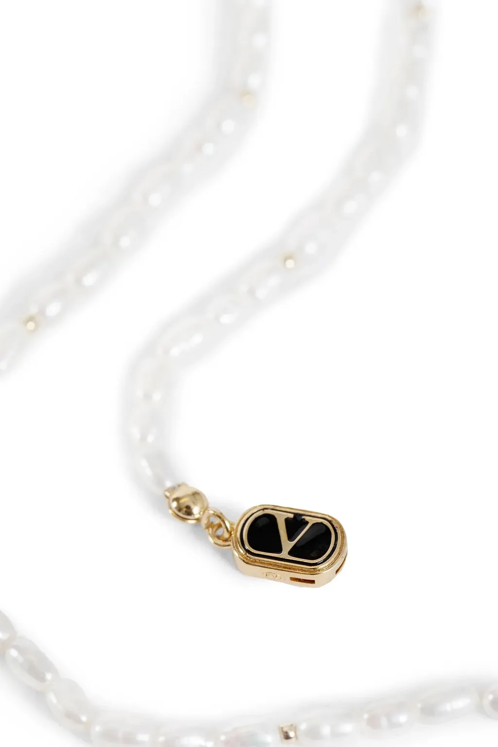 Vlogo-Signature Necklace