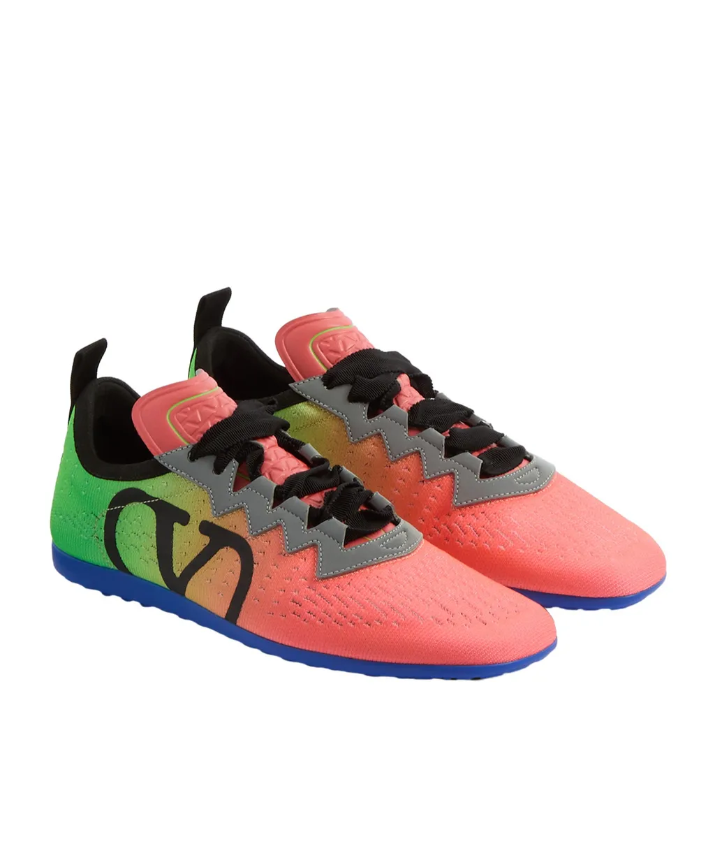 Logo Sneakers