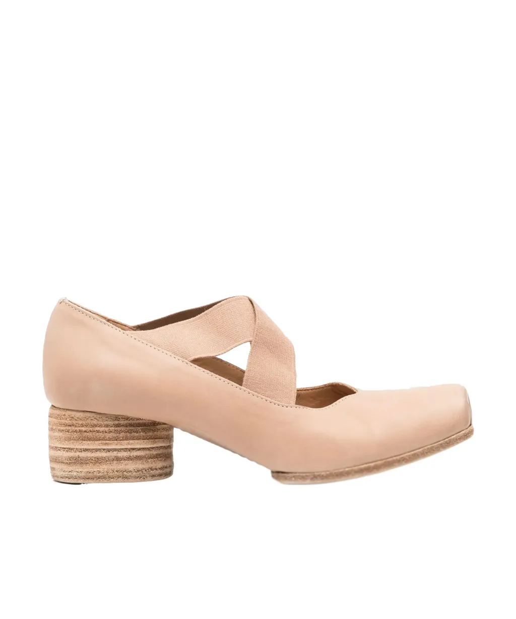 High-Heeled Ballet Shoes
