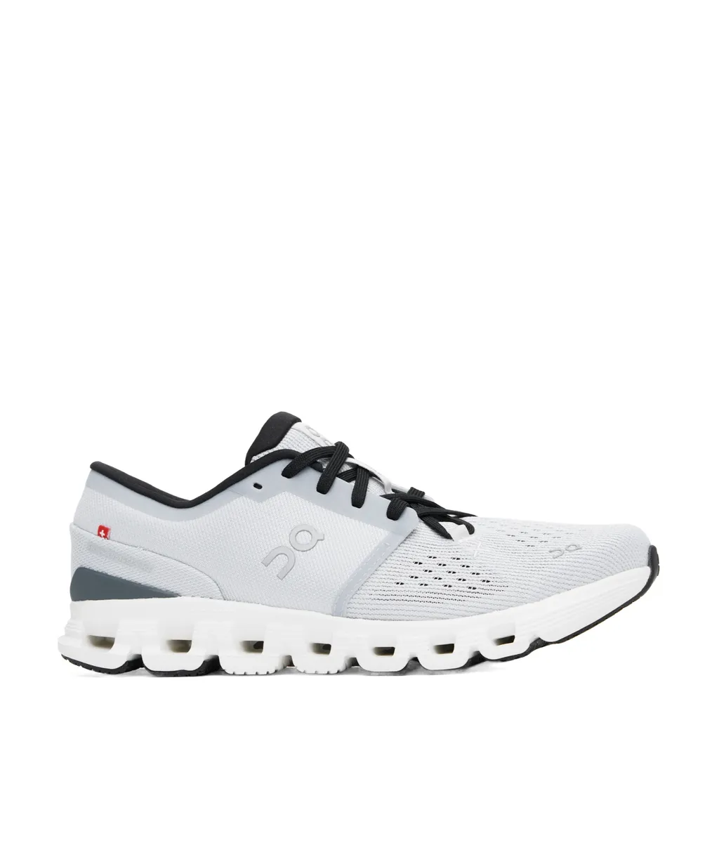 Cloud X 4 Sneakers