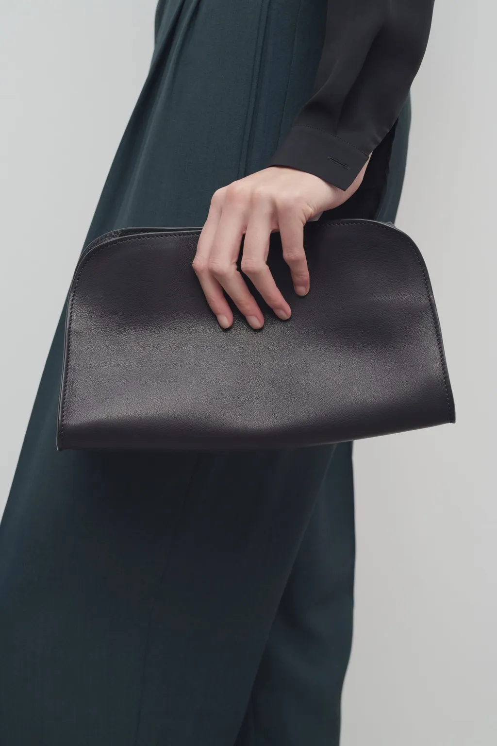 Peggy Clutch In Leather