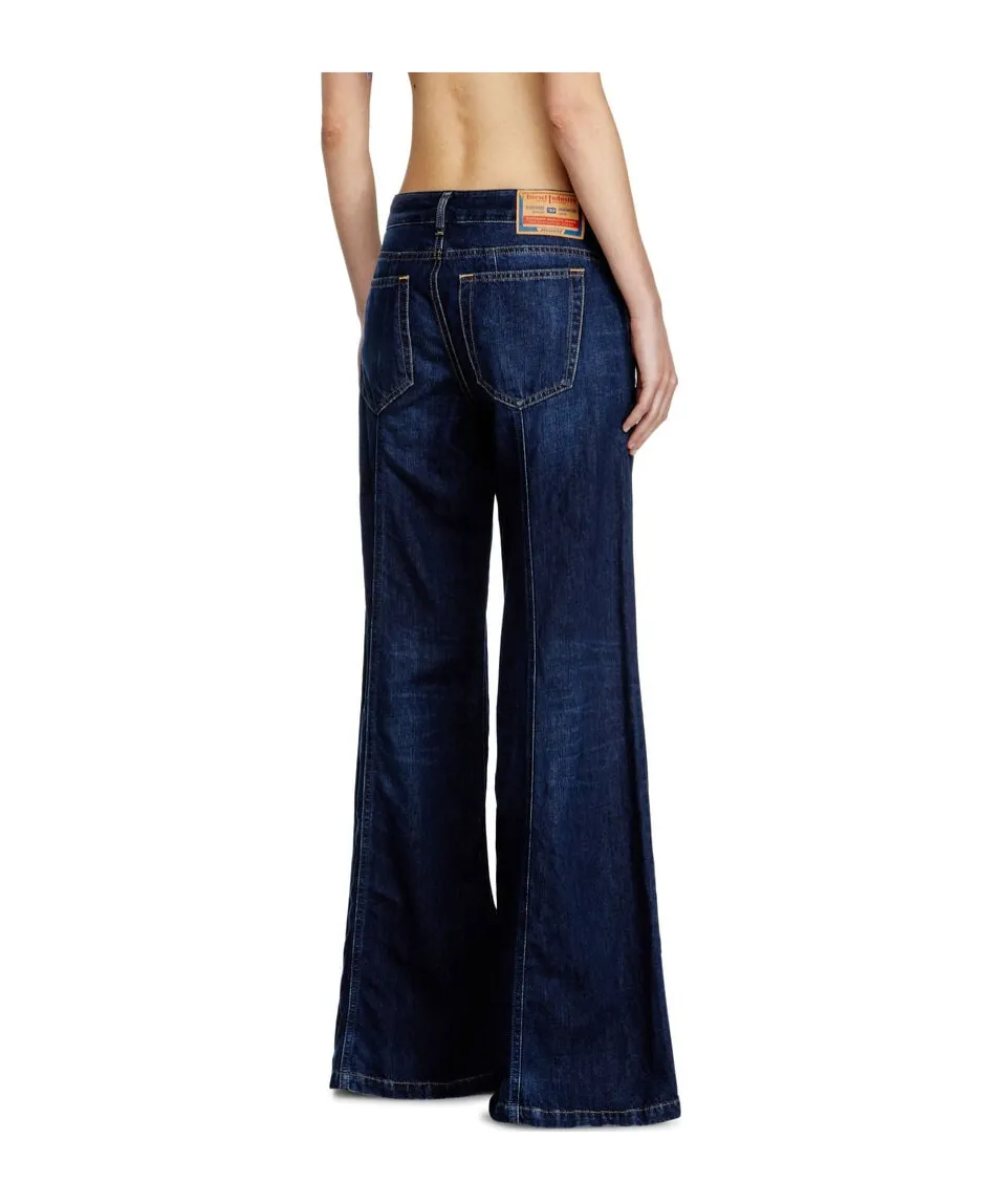 Diesel D-Akii L32 Flared Jeans