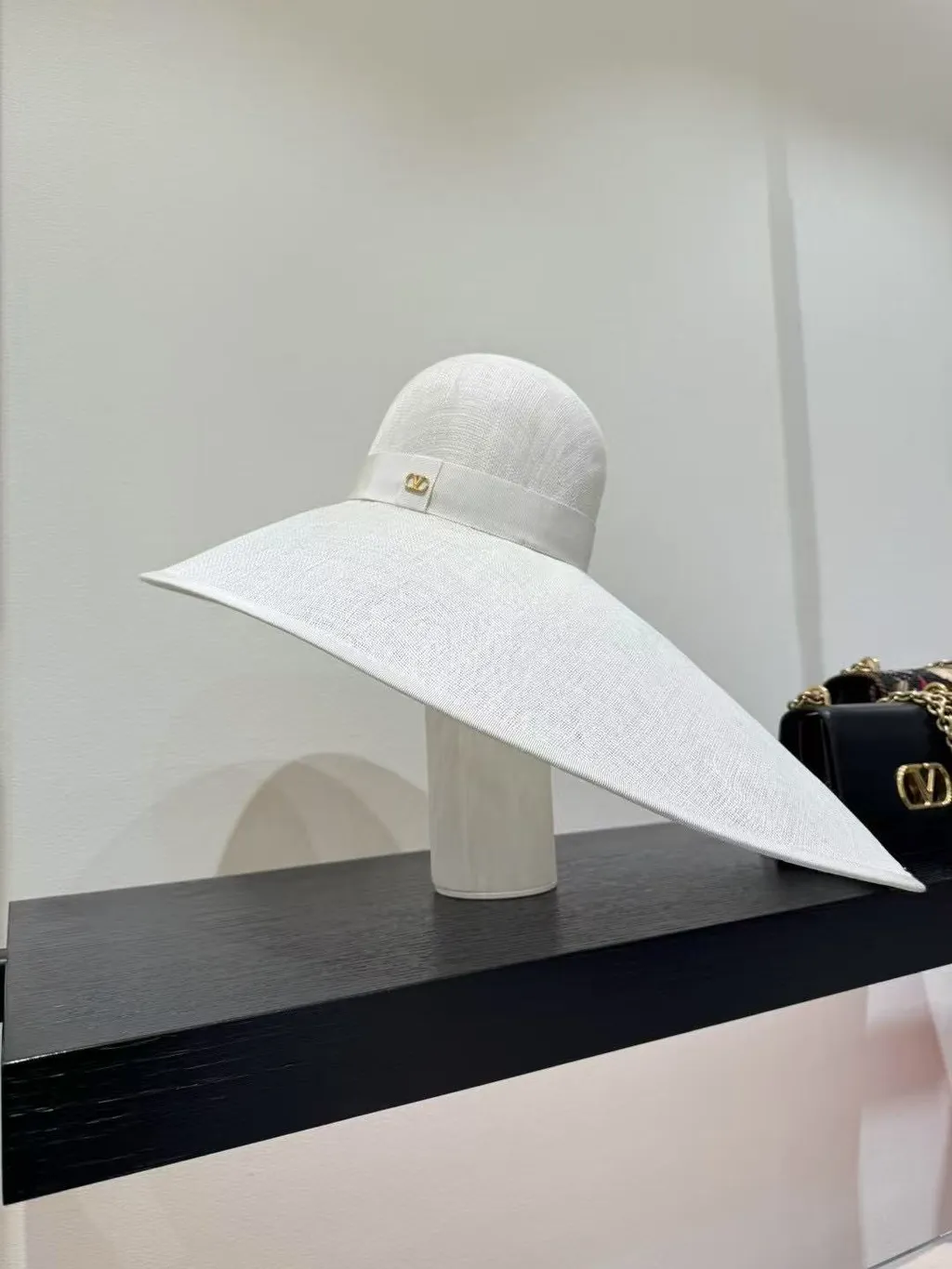 Valentino Vlogo Plaque Hat