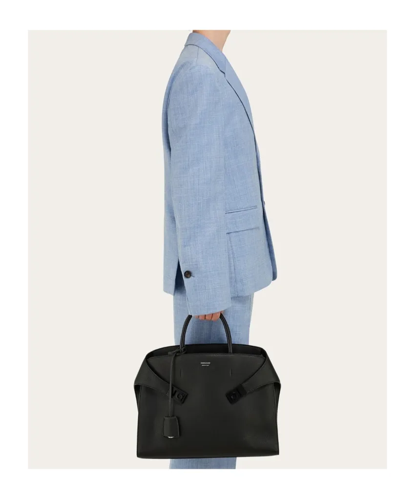 Hug Briefcase