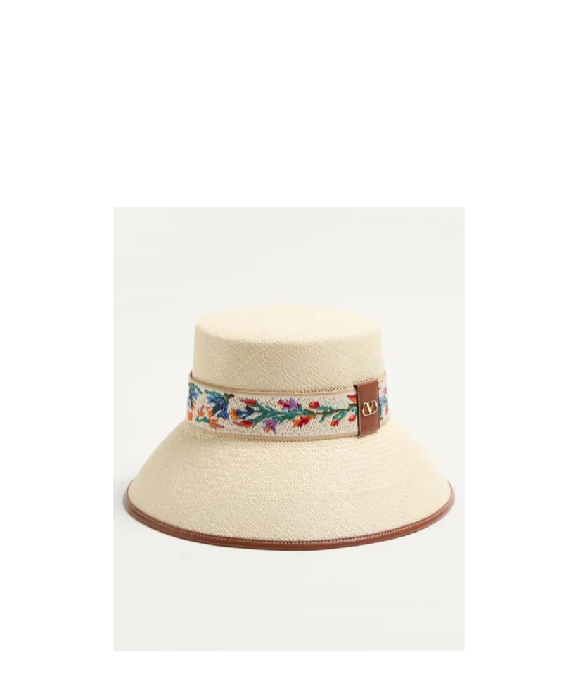 Valentino Antibes Logo Plaque Bucket Hat