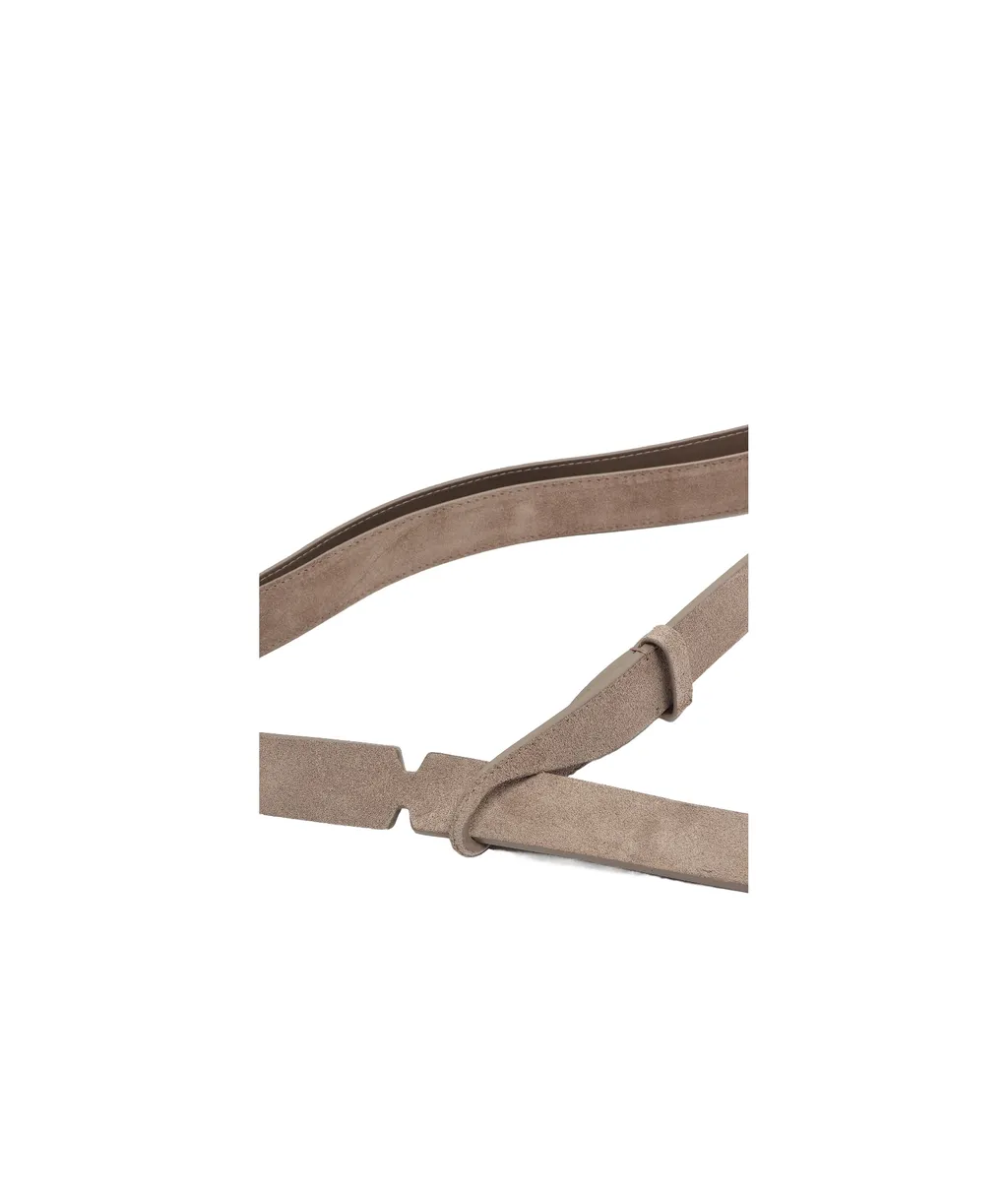 Pointed Waist Belt