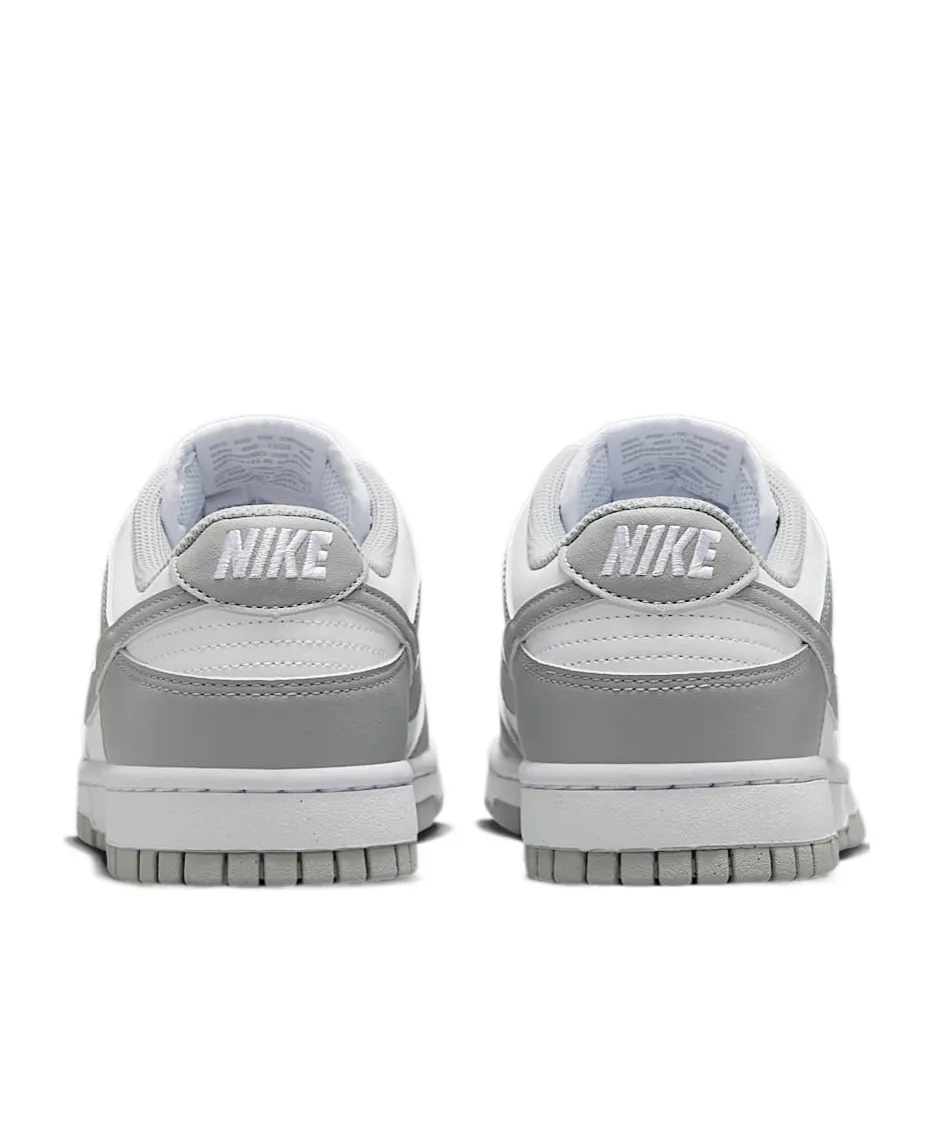 Dunk Low Sneakers